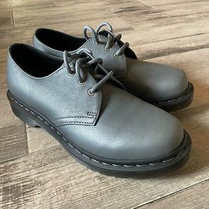 Dr. Martens metallic grey shoes size US 8